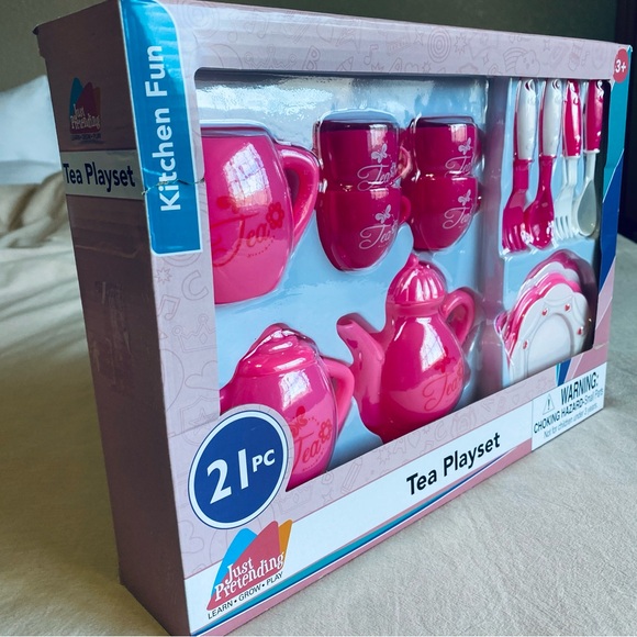 NEW Just Pretending Tea Pretend Play Pink Tea Set 21 pieces. Girl, Toys, Kitchen - Picture 3 of 6